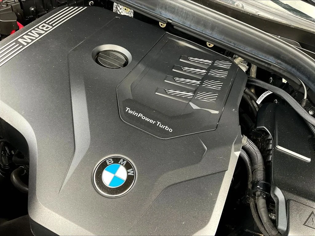 Used 2024 Black Sapphire Metallic BMW xDrive30i image 30