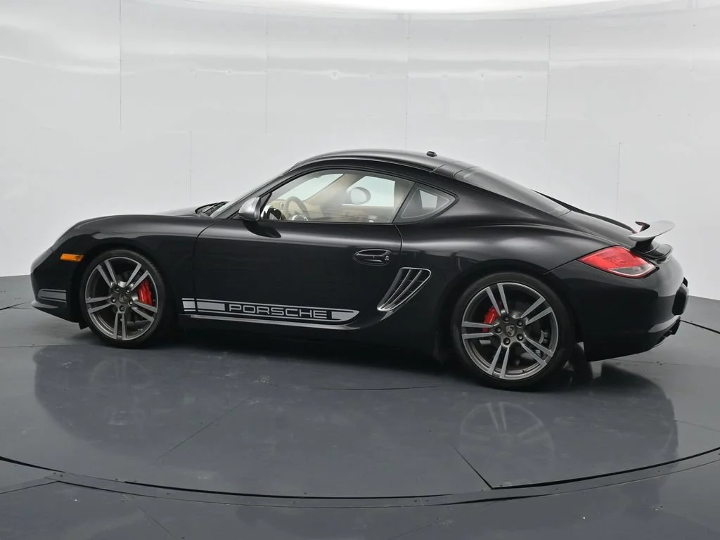 Used 2012 Black Porsche R image 3
