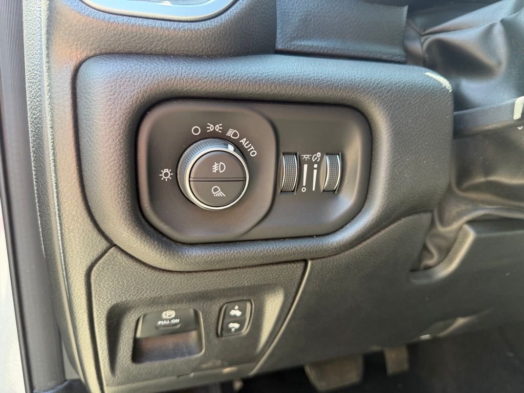 Used 2025 Silver Ram Big Horn/Lone Star image 18