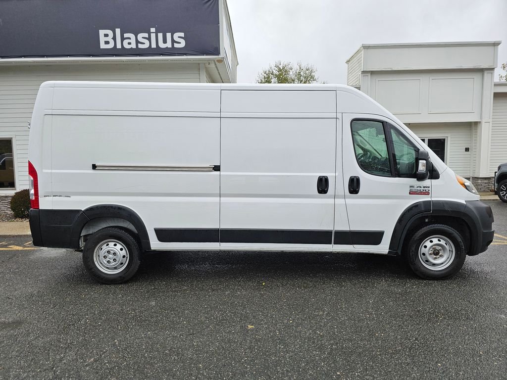 2022 Ram ProMaster 2500 Cargo Van photo 2
