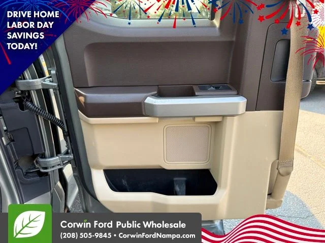 Used 2020 Green Ford Lariat image 29