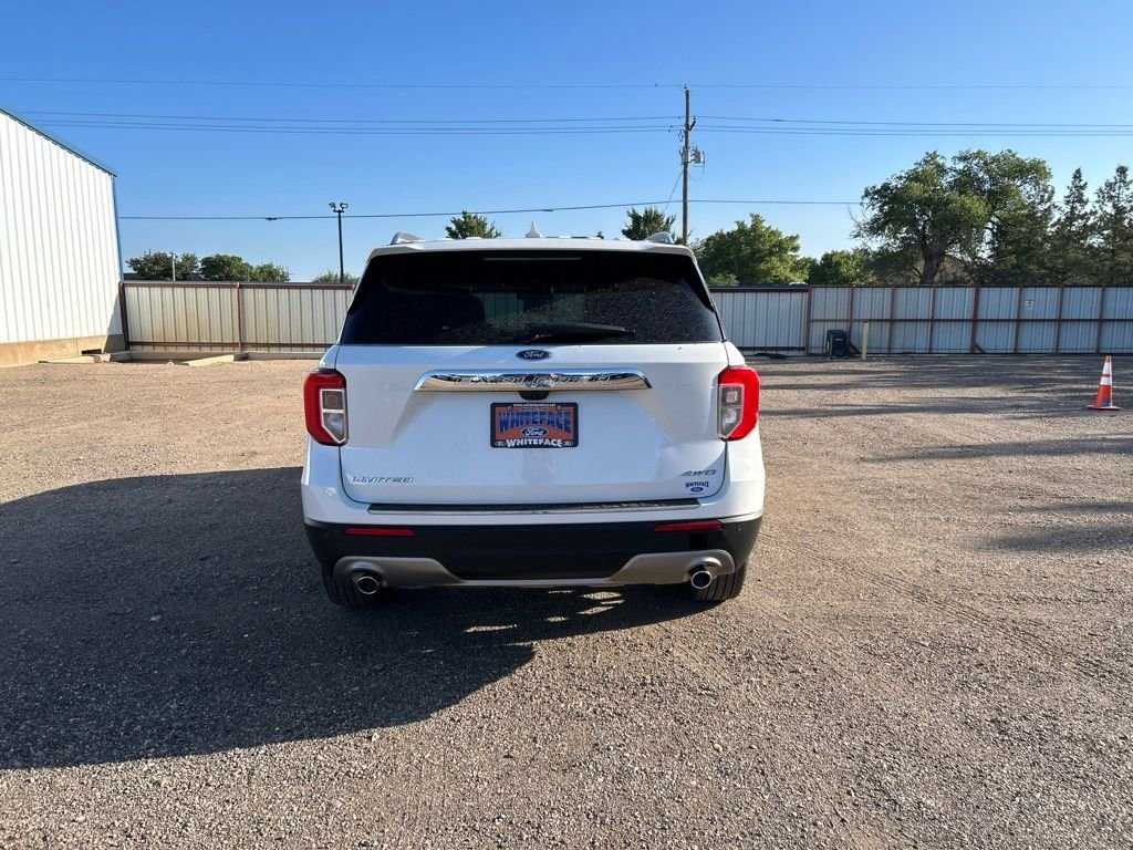 Used 2024 White Metallic Ford Limited image 5