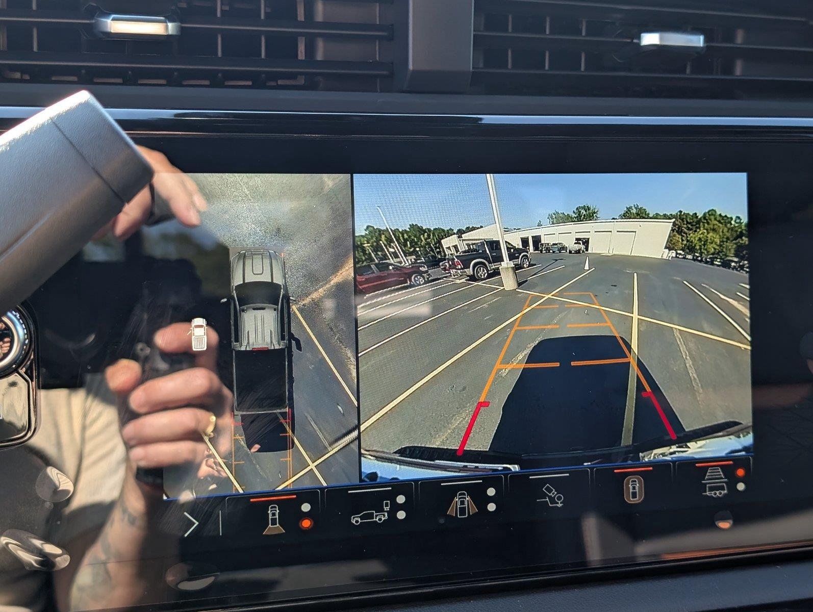 2026 GMC Sierra 2500HD AT4 - Photo 23