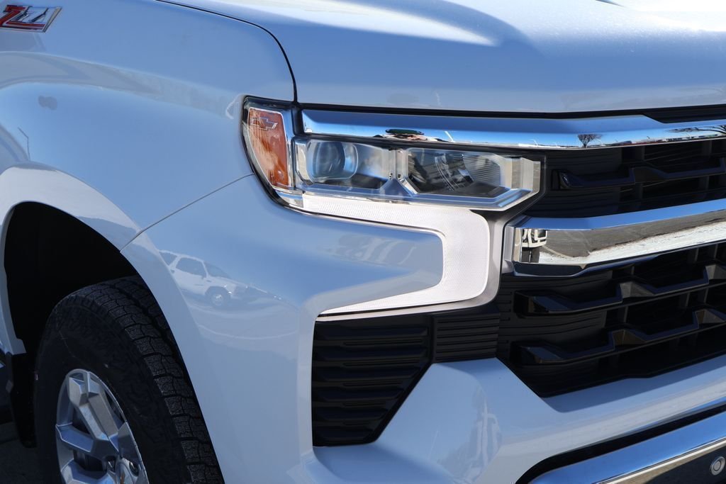 2026 Chevrolet Silverado 1500 LT - Photo 3