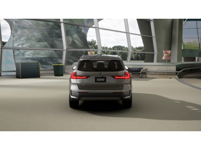 New 2027 Space Silver Metallic BMW xDrive28i image 5