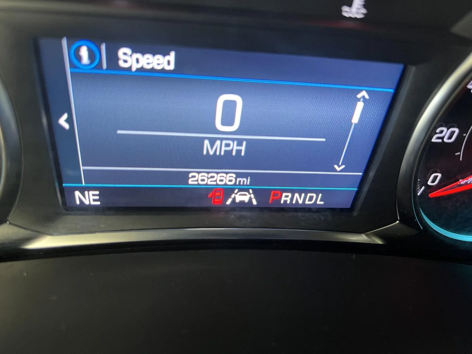 Used 2024 Summit White Chevrolet LT image 12