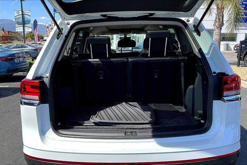 2022 Volkswagen Atlas SE w/Tech - Photo 25
