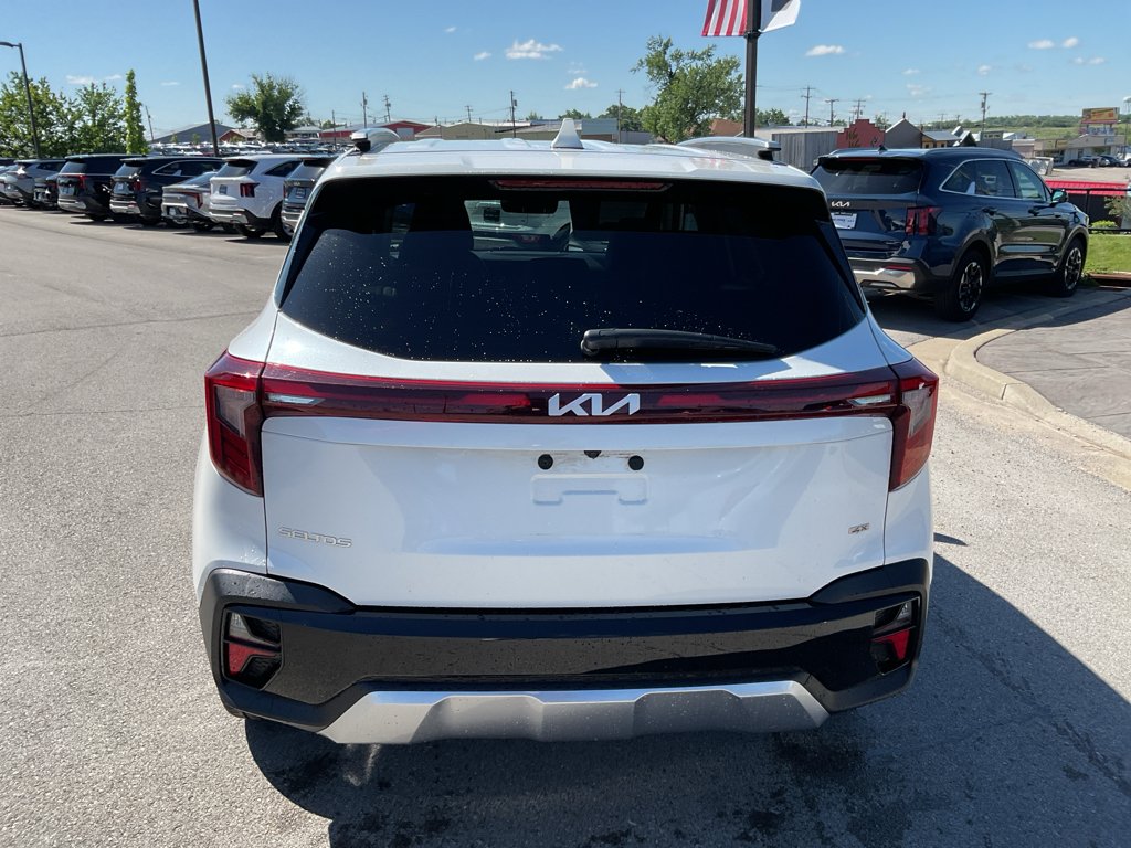 Certified Used 2024 Snow White Pearl Kia SX image 8