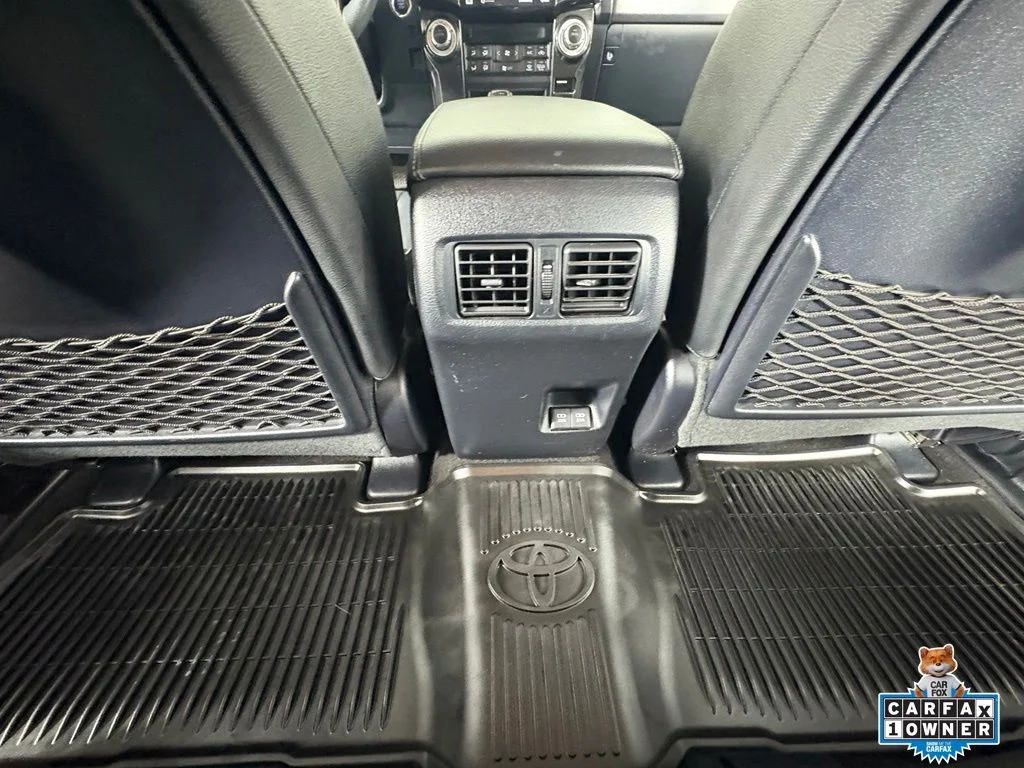 Used 2021 White Toyota Nightshade image 30