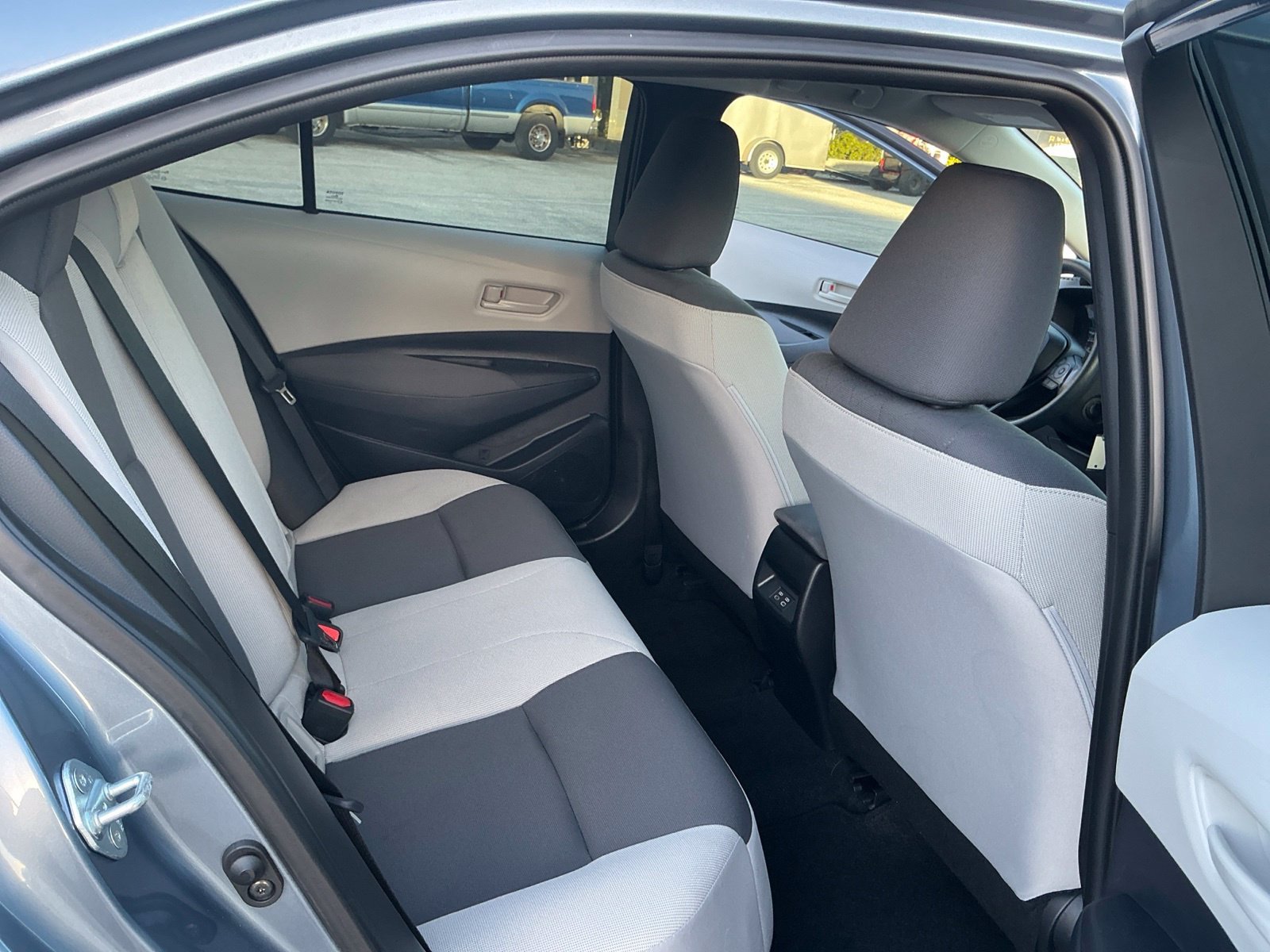Used 2025  Toyota LE image 15