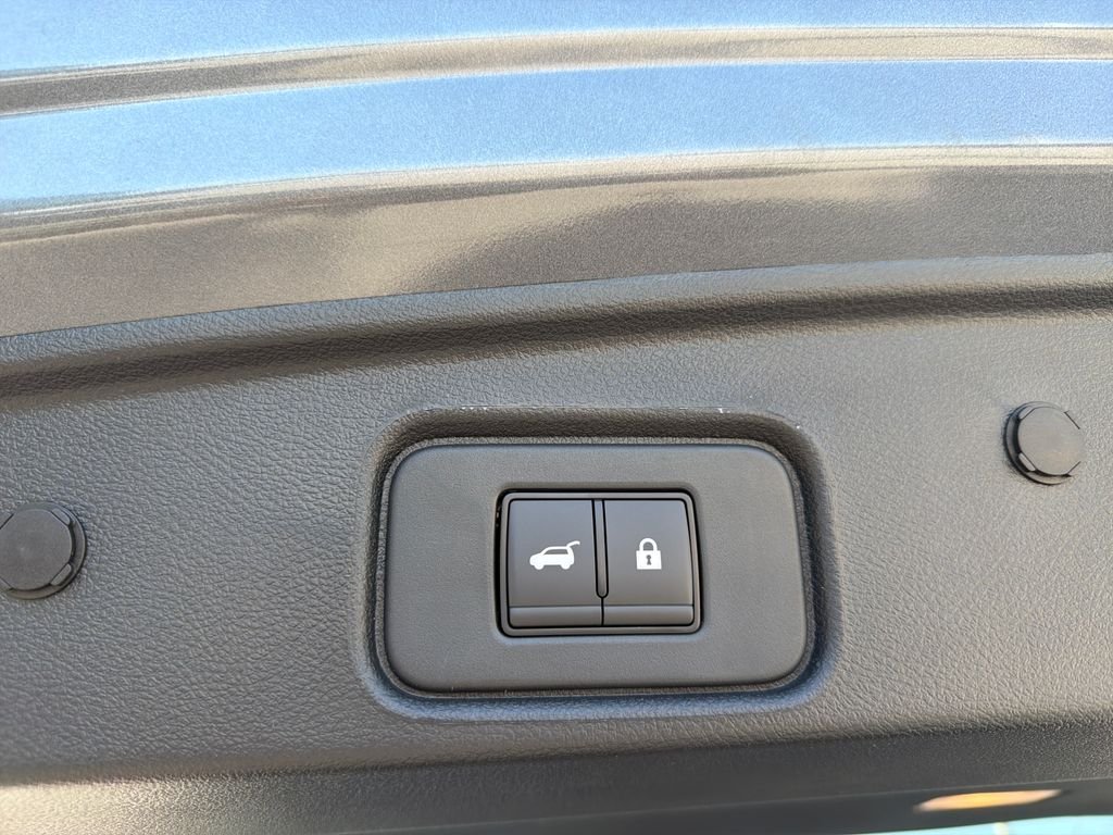 New 2026 Nissan Pathfinder SL 4D Sport Utility