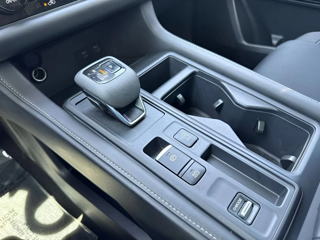 Used 2025 Gray Nissan S image 15
