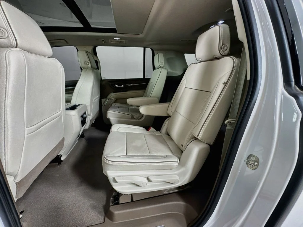 Used 2021 White Frost GMC Denali image 30