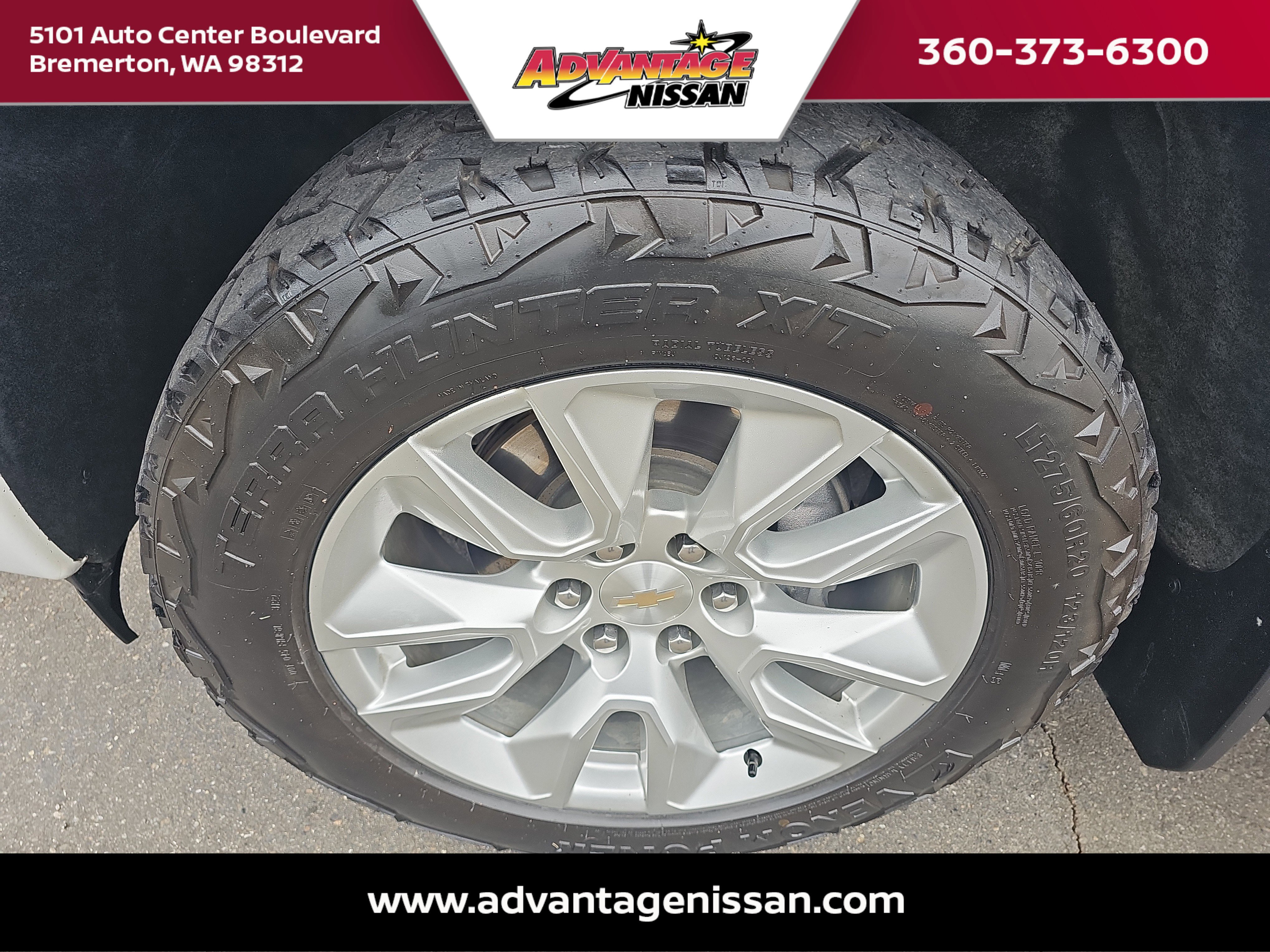 Used 2023 Summit White Chevrolet Custom image 19