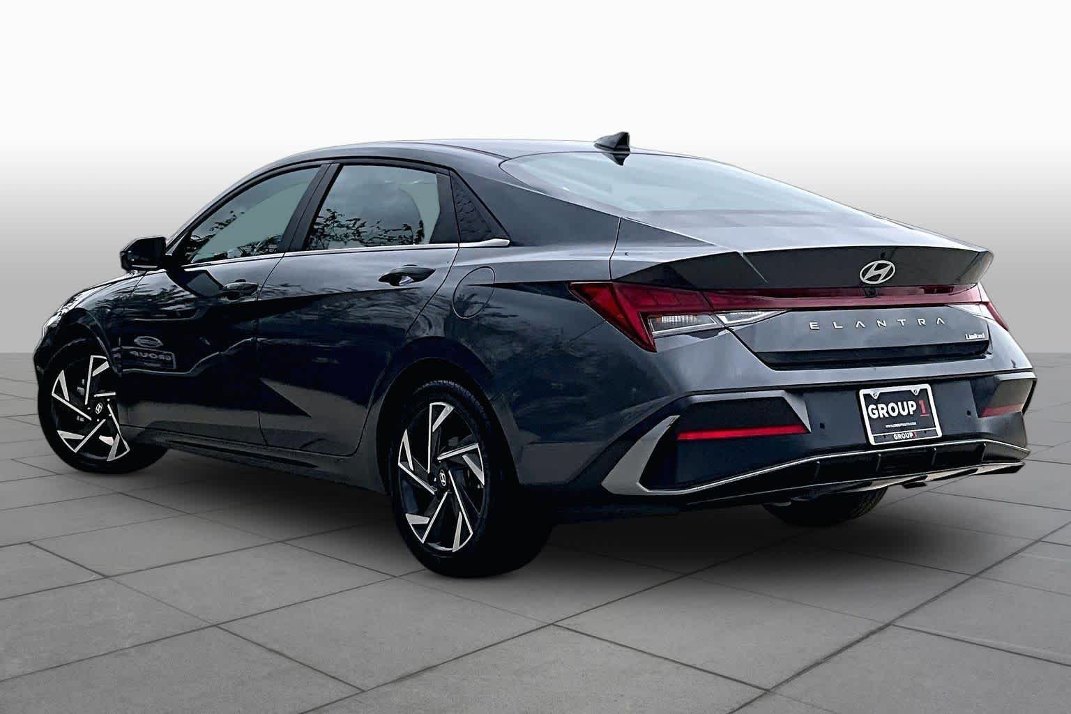 Used 2024 Ecotronic Gray Hyundai Limited image 11