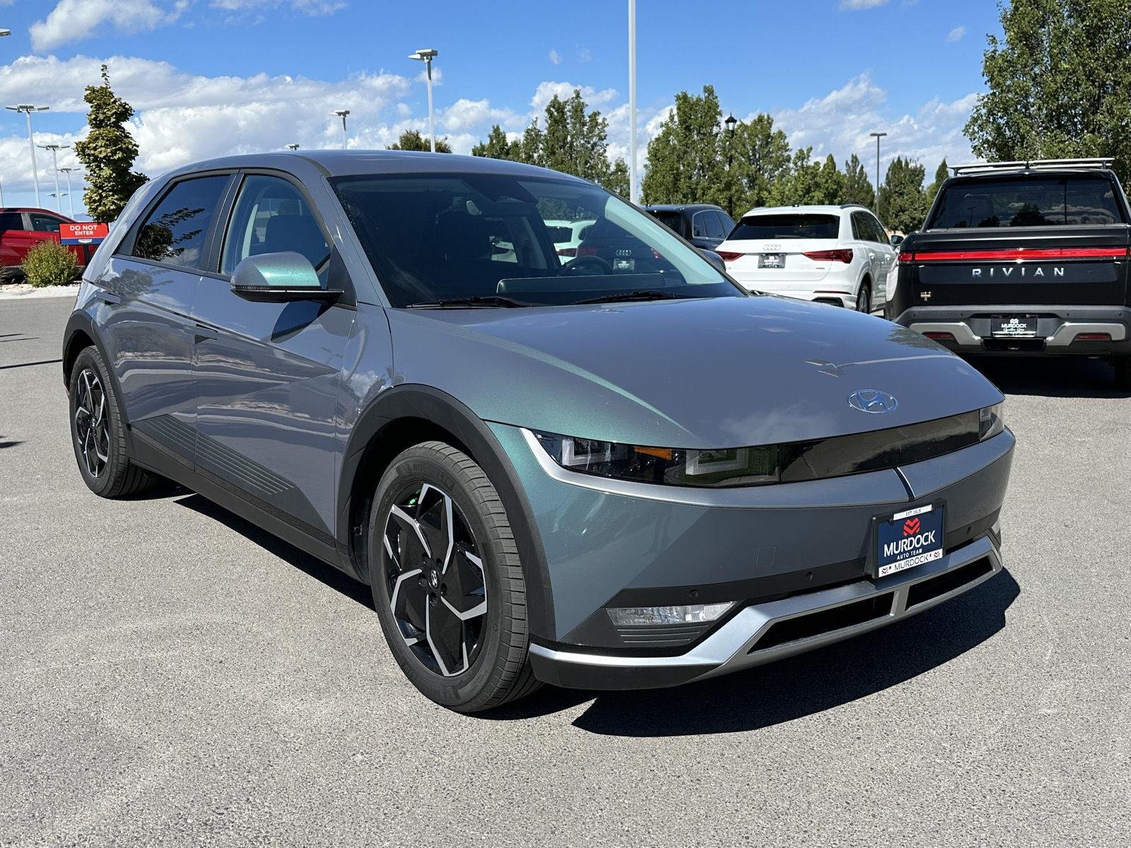 Certified Used 2024 Digital Teal Hyundai SEL image 3