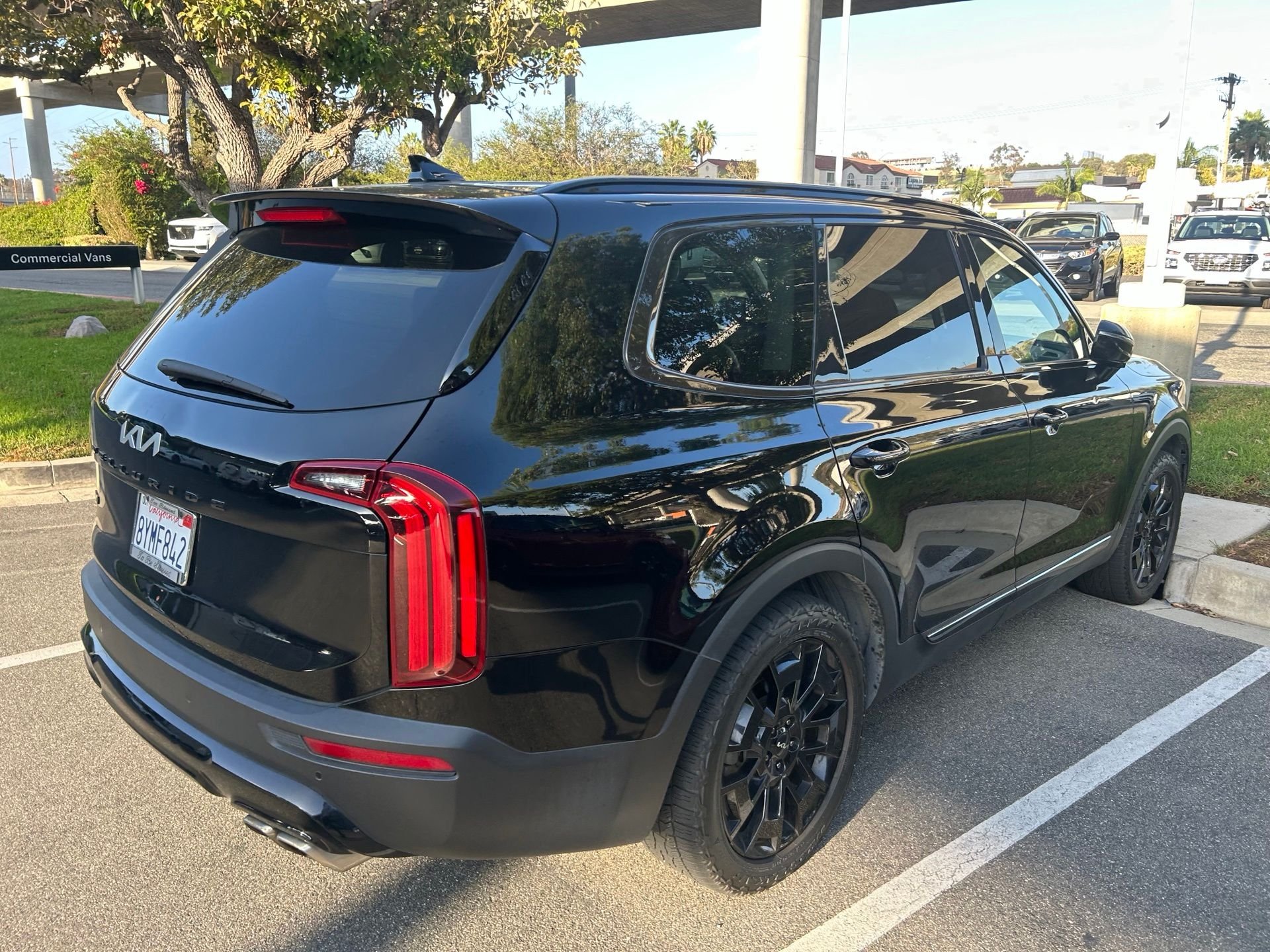 Used 2022 Black Kia SX image 6