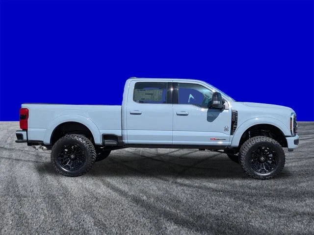 New 2026 Glacier Gray Metallic Tri-Coat Ford F-250® Lariat® image 3