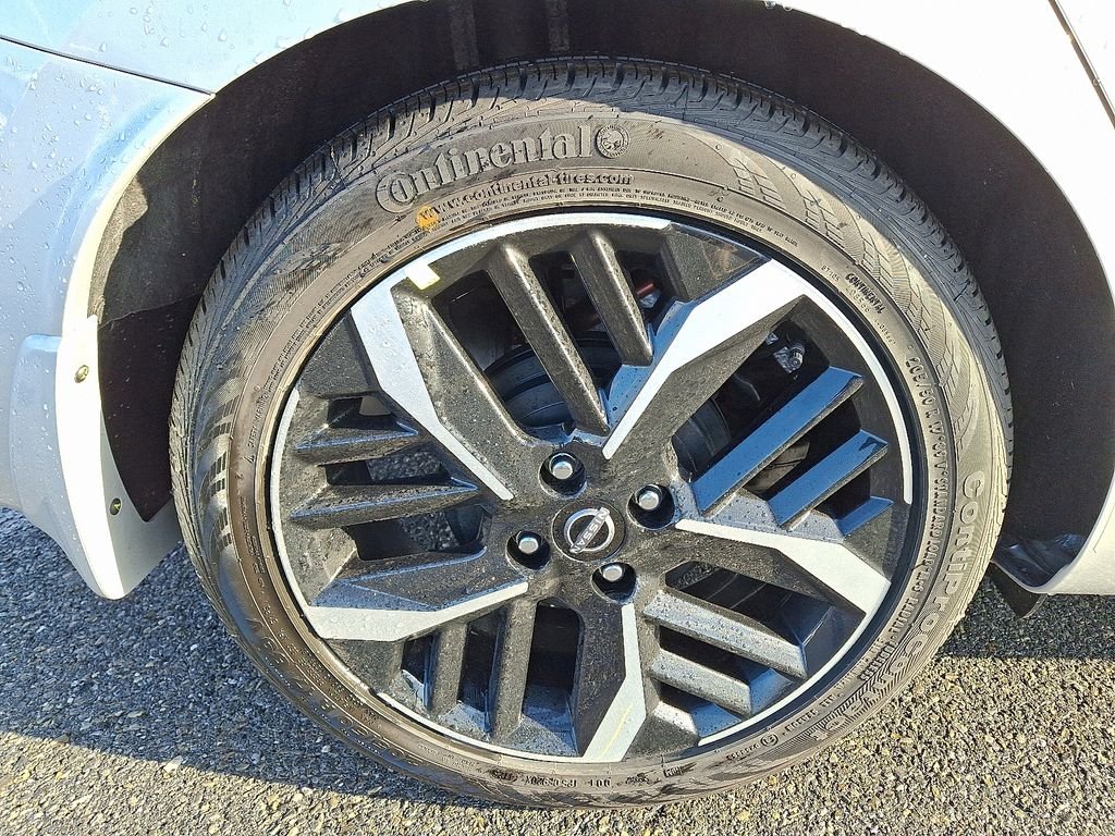 New 2025 Silver Nissan 1.6 SR image 5