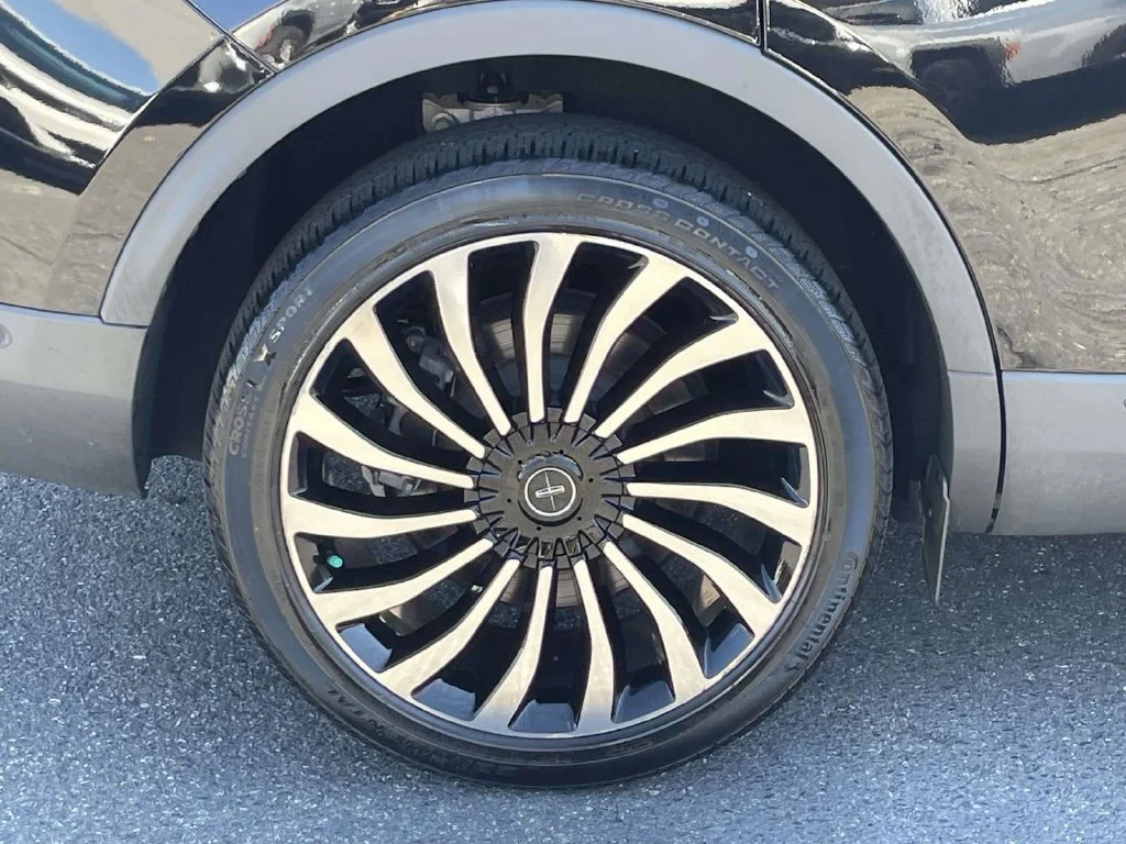 Used 2019 Black Lincoln Black Label image 13