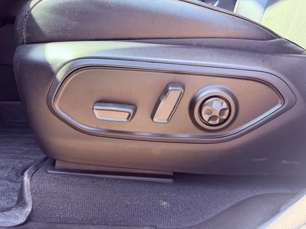 Used 2024 White Jeep Altitude X image 14