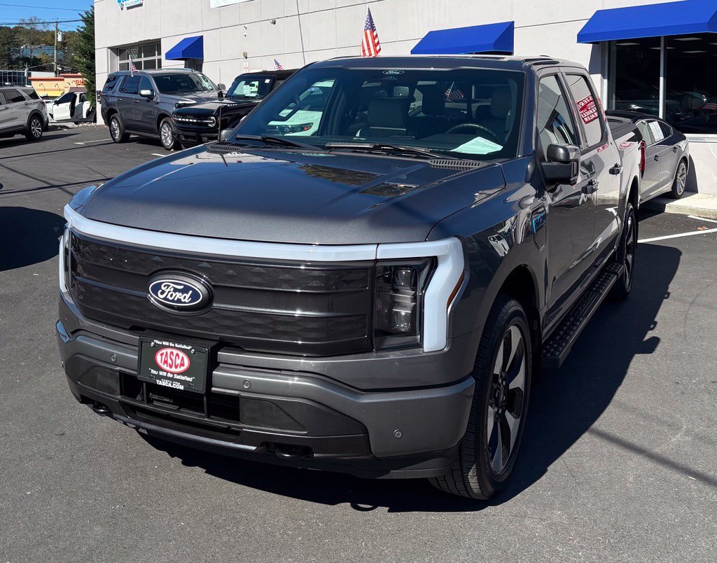 2024 Ford F-150 Lightning Platinum