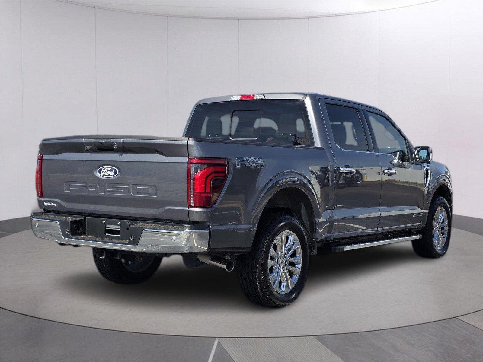 Used 2025 Carbonized Gray Ford LARIAT image 5