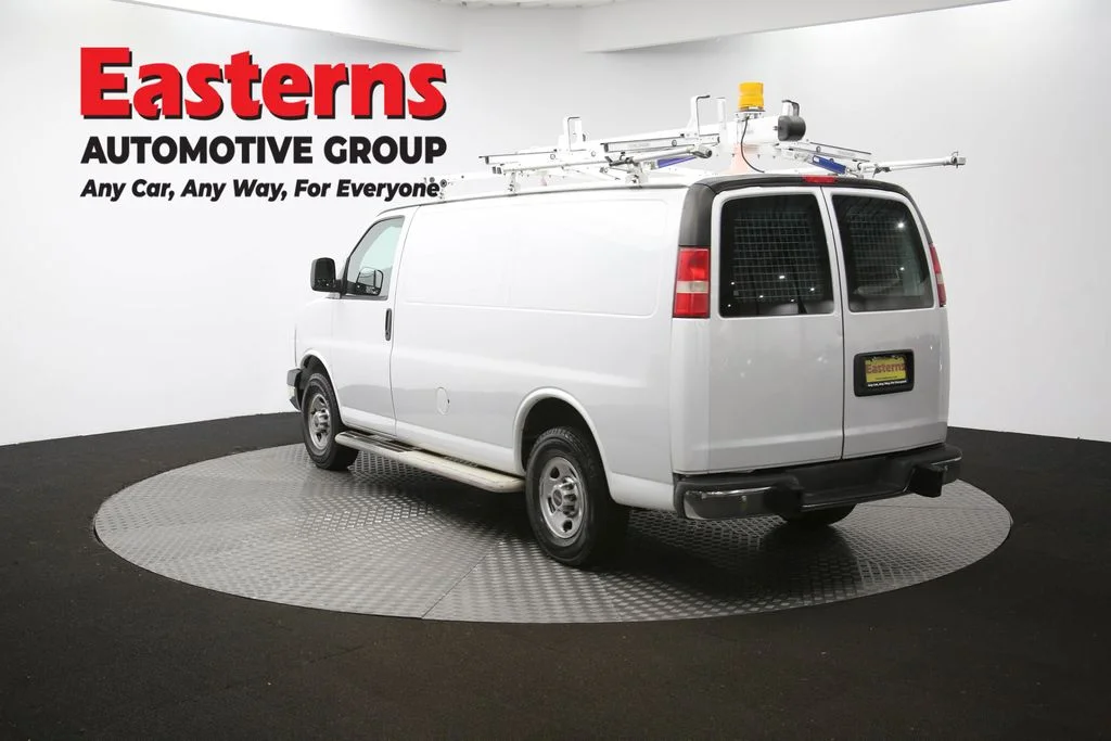 Used 2015 White GMC Work Van image 63