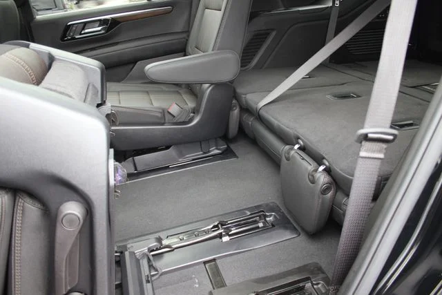 Used 2025 Black Chevrolet High Country image 29