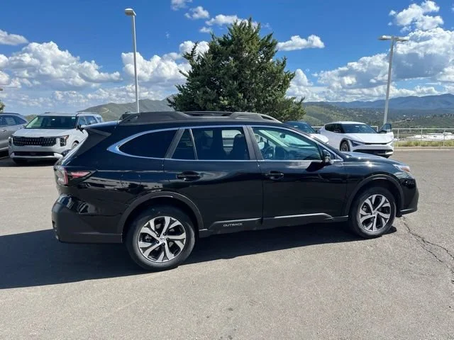 Used 2022 Crystal Black Silica Subaru Limited image 7