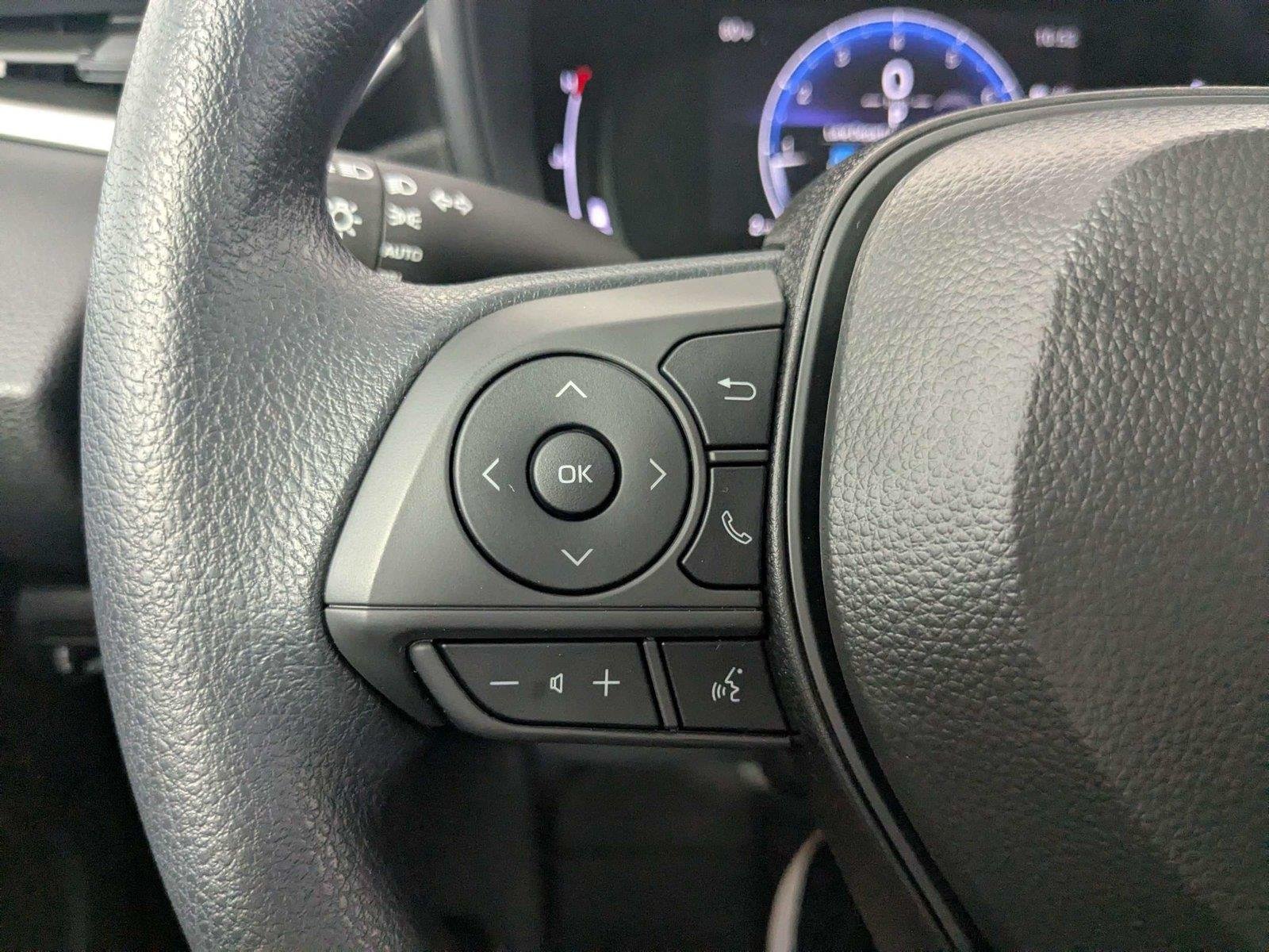 New 2027 Wind Chill Pearl <sup>1</sup> Toyota  LE image 11