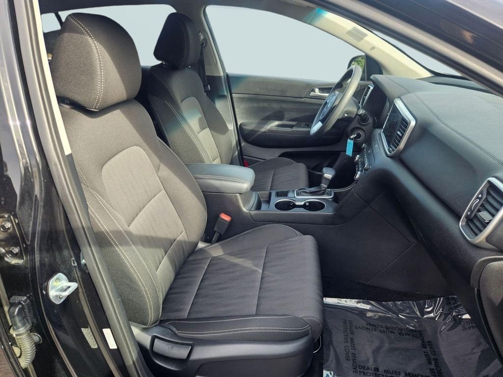 Used 2020 Black Cherry Pearl Kia LX image 28