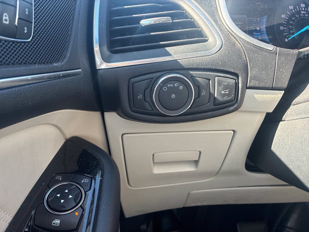 Used 2016 Shadow Black Ford Titanium image 17