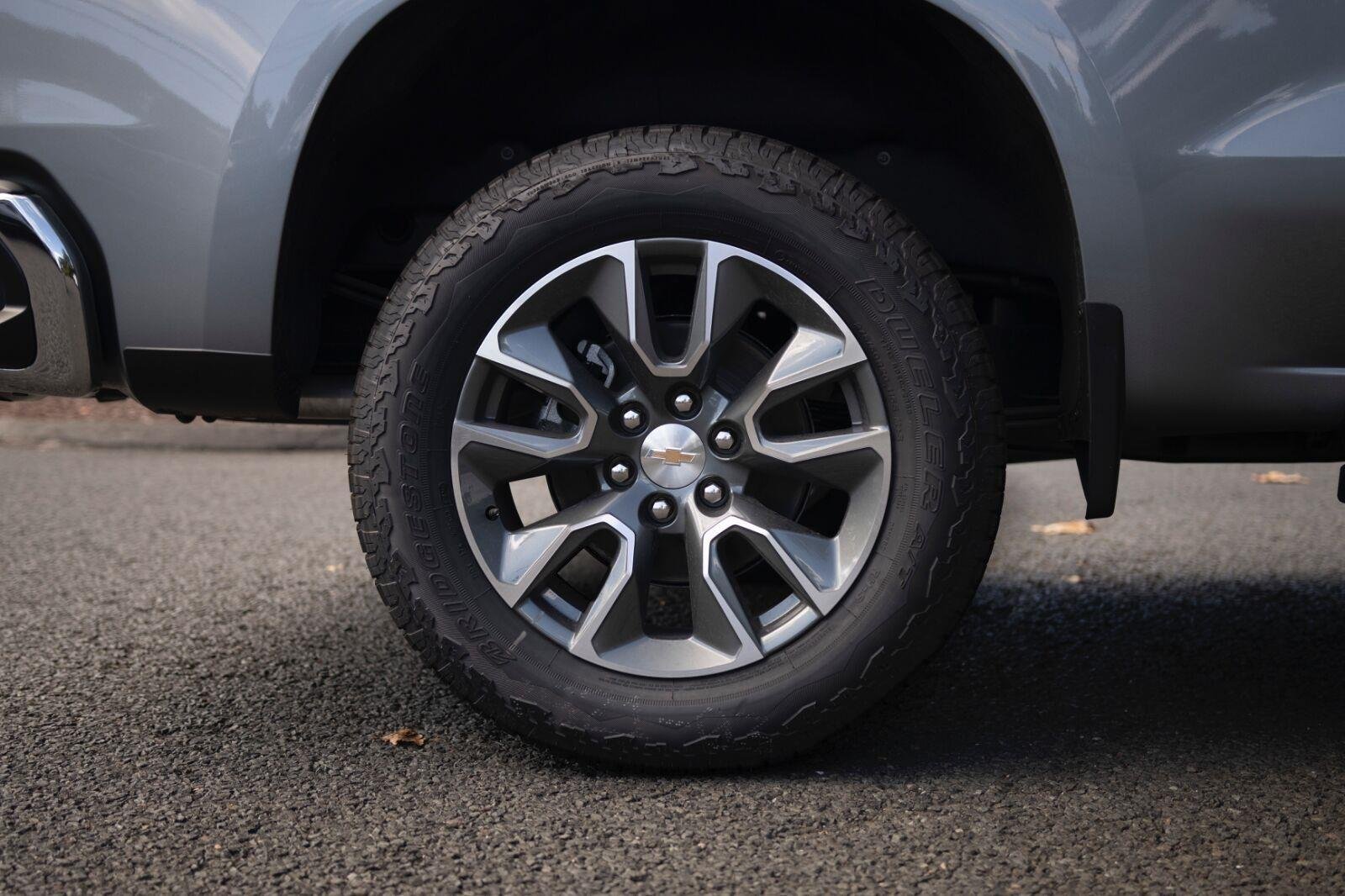2026 Chevrolet Silverado 1500 LT - Photo 10