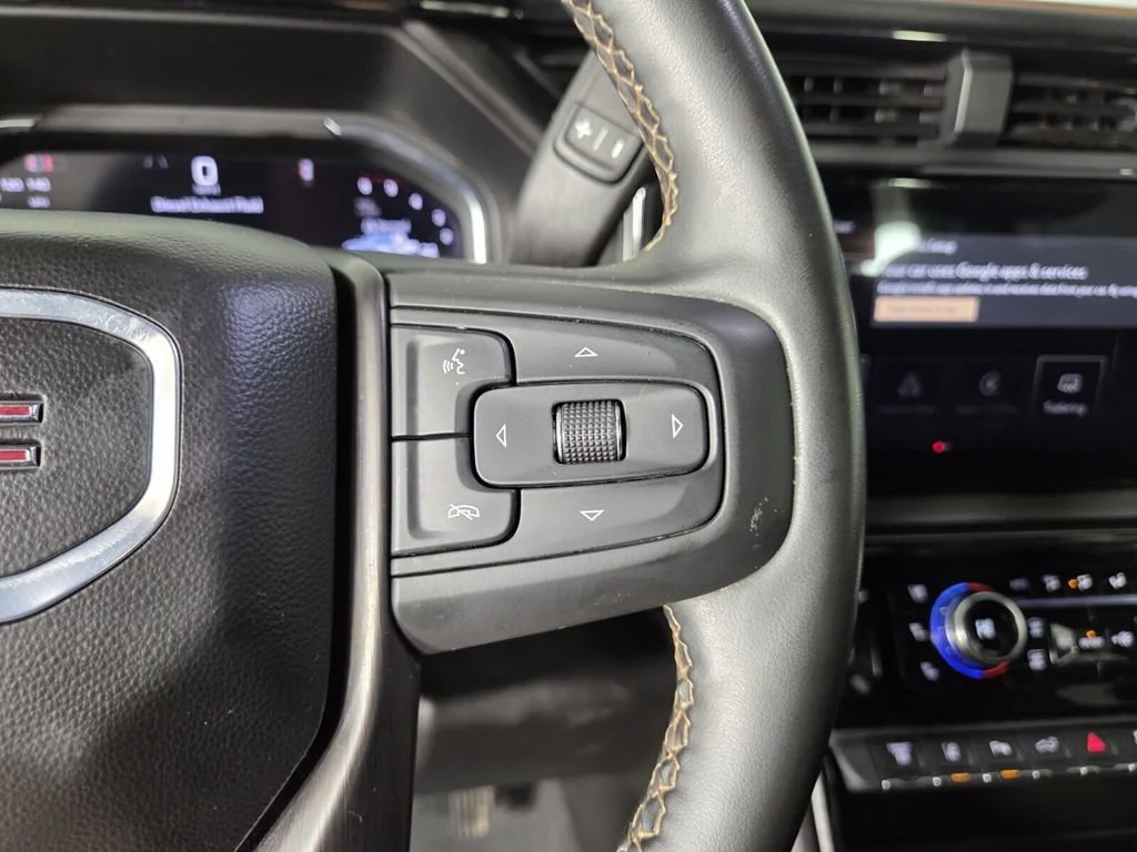Used 2025 Summit White GMC AT4 image 16