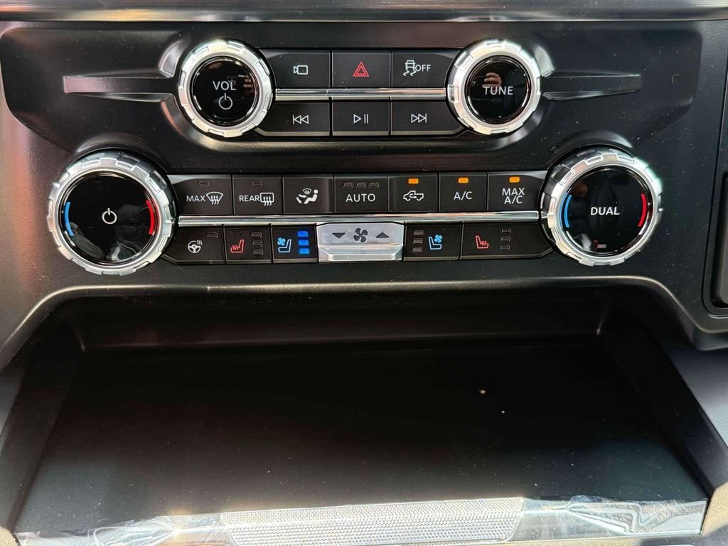 2025 Ford F-350 Super Duty Lariat - Photo 13