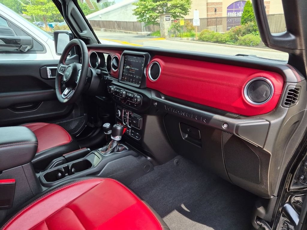 Used 2023 Black Jeep Rubicon 20th Anniversary Edition 4xe image 25