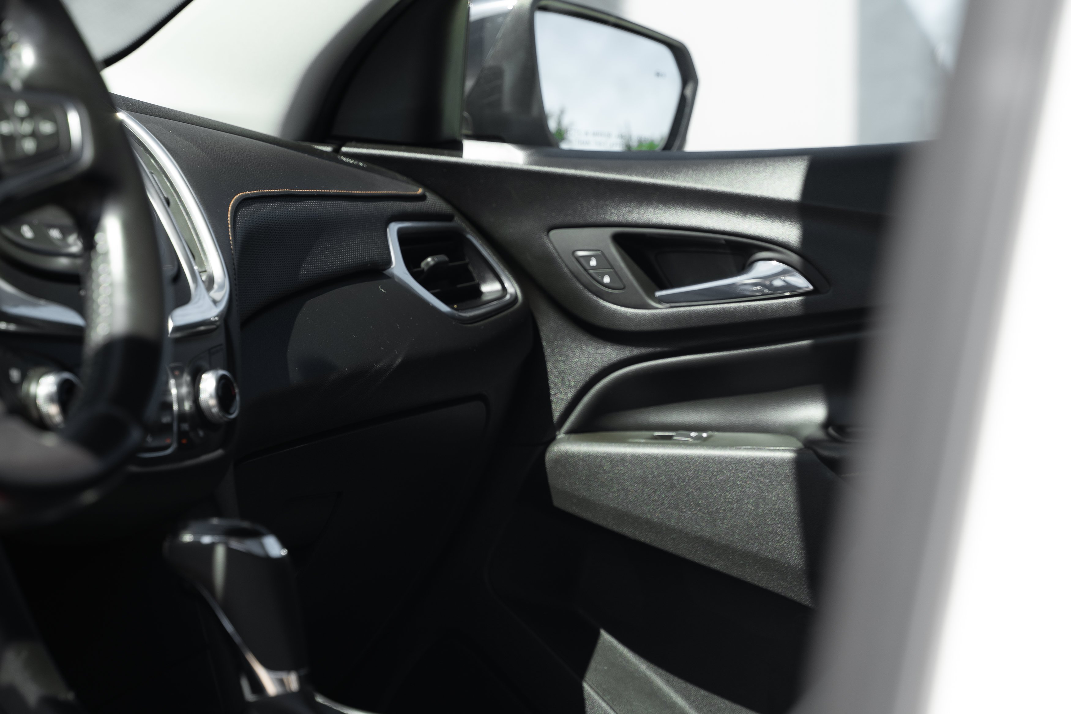 Used 2020 Summit White Chevrolet Premier image 15