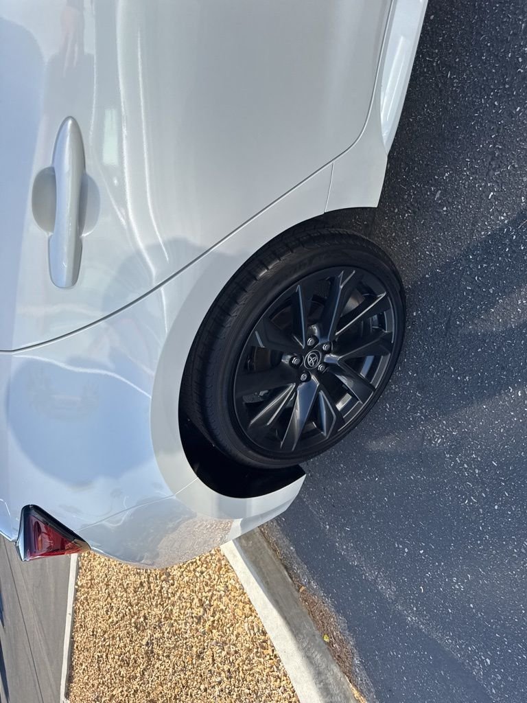 2025 Toyota Corolla Hatchback XSE - Photo 21