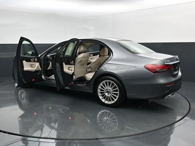 Used 2023  Mercedes-Benz E 350 image 35