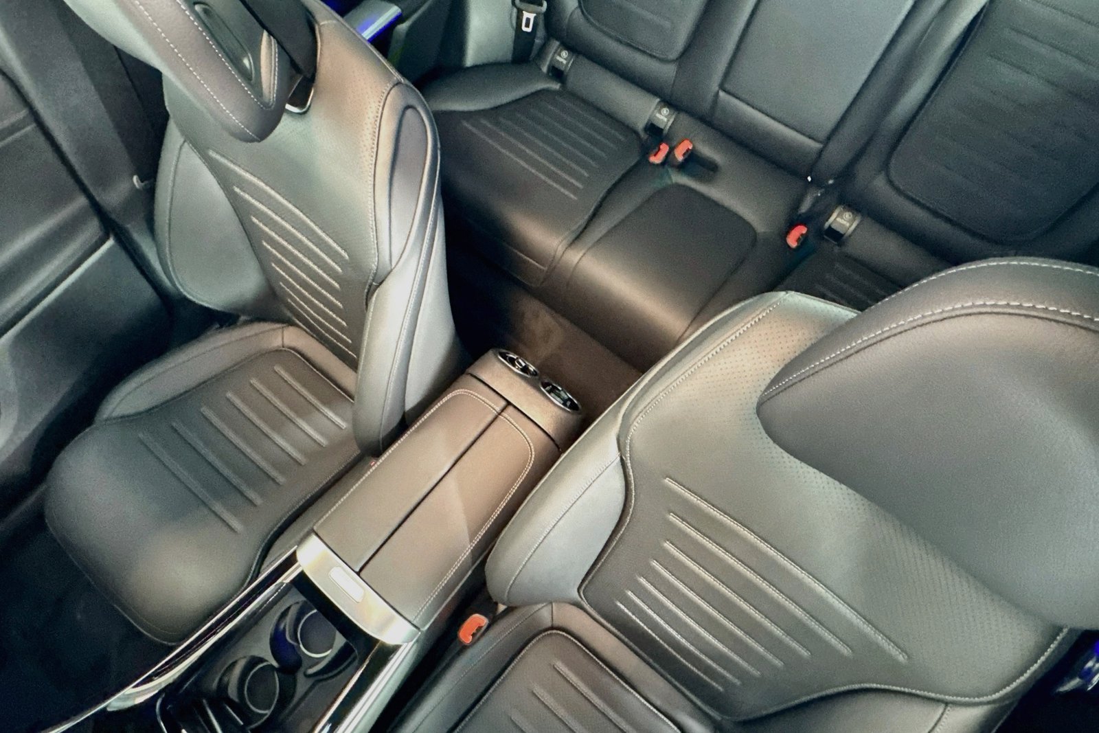 New 2026 Black Mercedes-Benz GLC 300 image 19