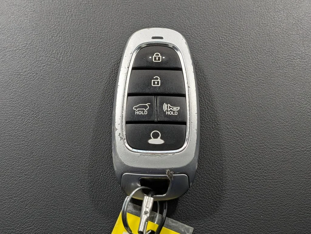 Certified Used 2024 Moonlight Cloud Hyundai Limited image 28