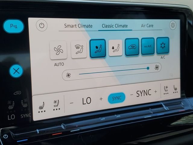 2026 Volkswagen Atlas Cross Sport SE w/Tech - Photo 31