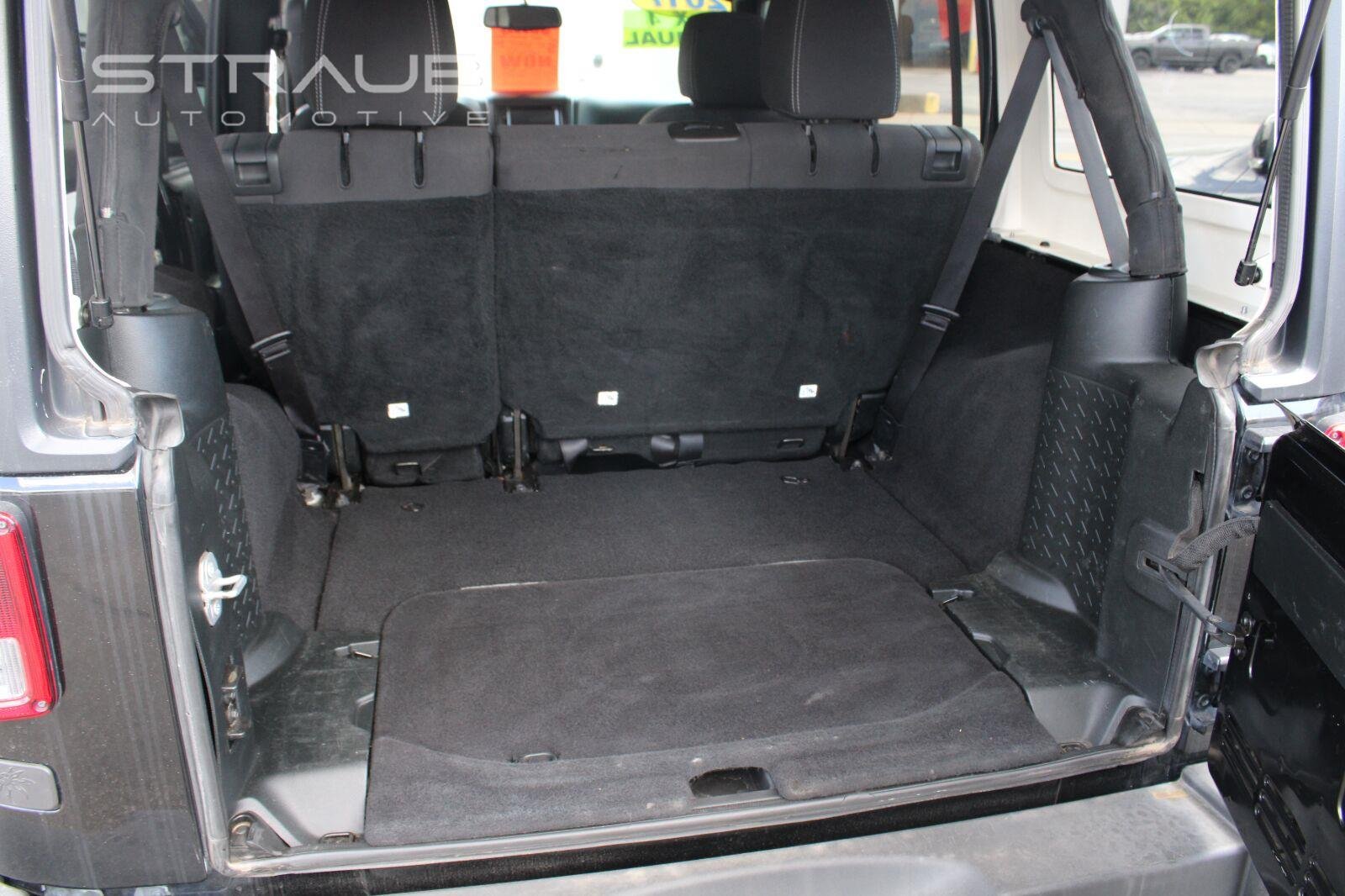 Used 2017 Black Clearcoat Jeep Rubicon image 22
