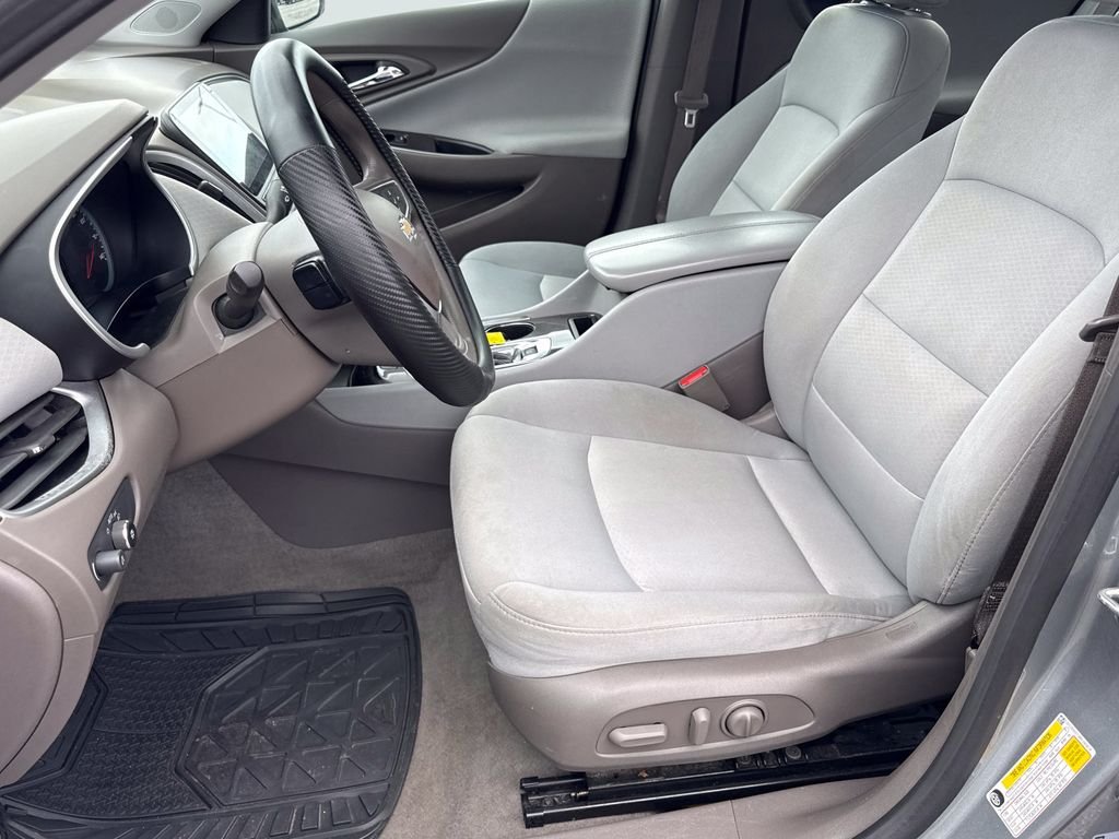 2023 Chevrolet Malibu 1LT - Photo 11