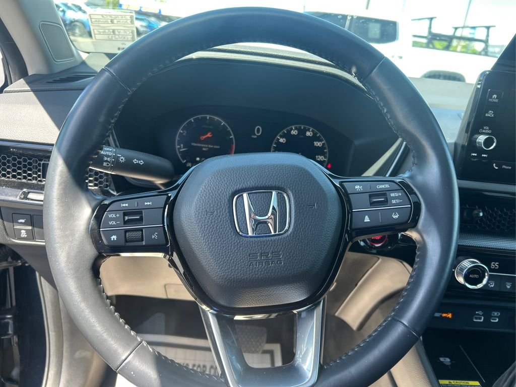 Used 2024 sparkle silver metallic Honda EX-L image 14
