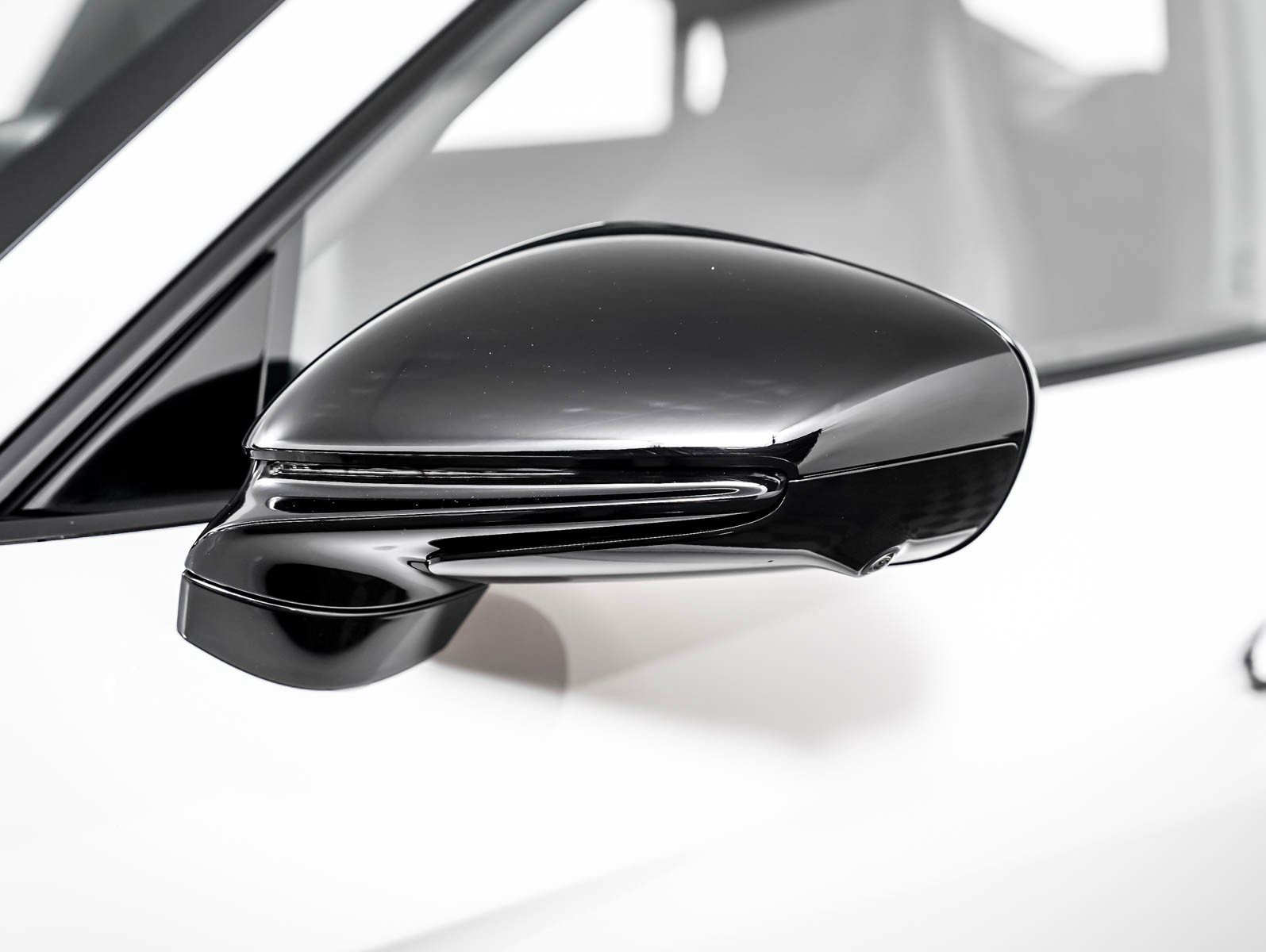 New 2026 CHALK Porsche Black Edition image 27