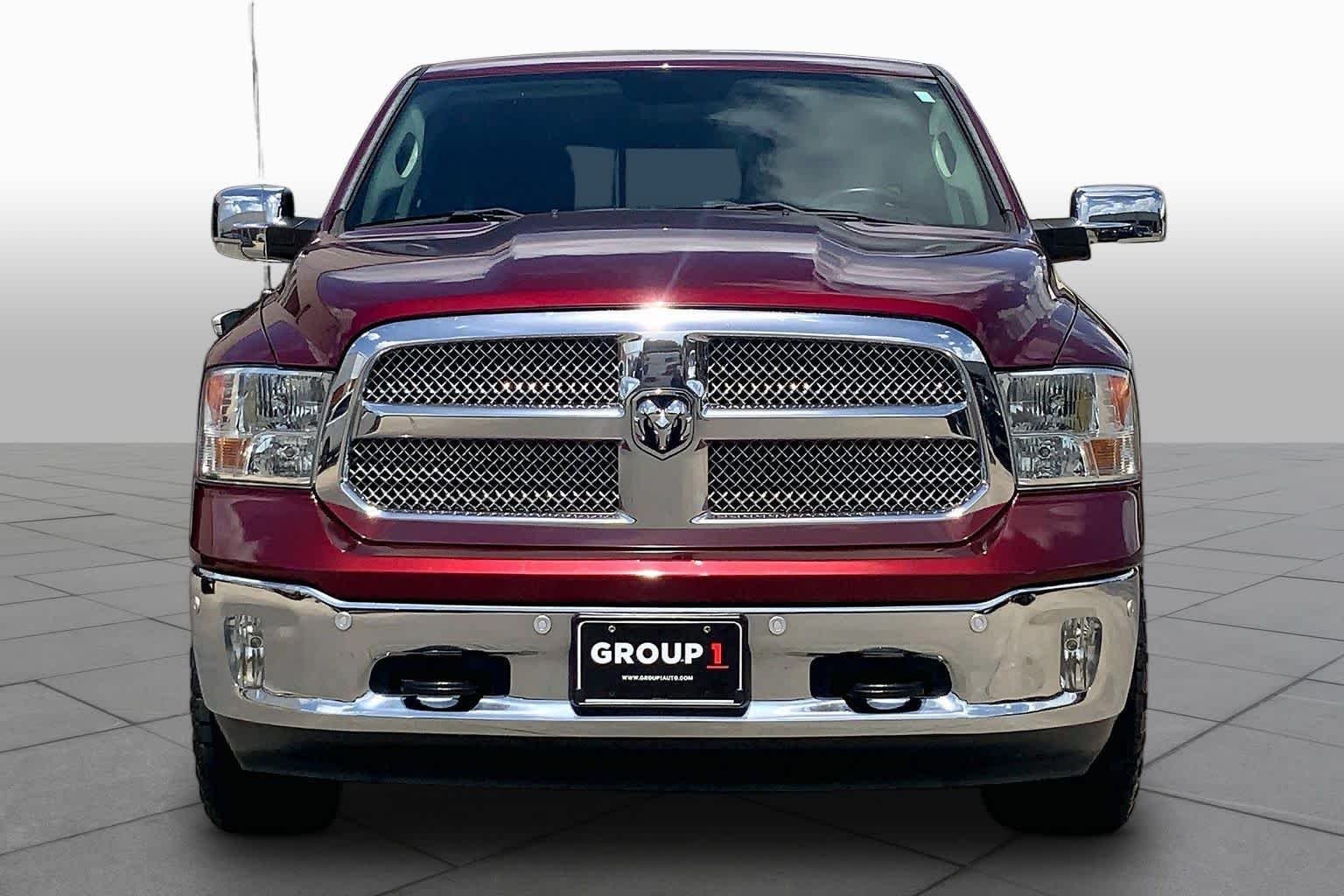 Used 2017 Delmonico Red Pearlcoat Ram Lone Star Silver image 4