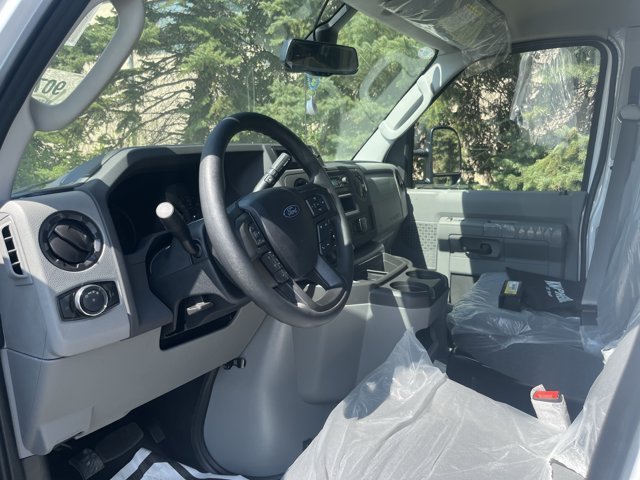 2026 Ford E-Series Cutaway Base - Photo 18