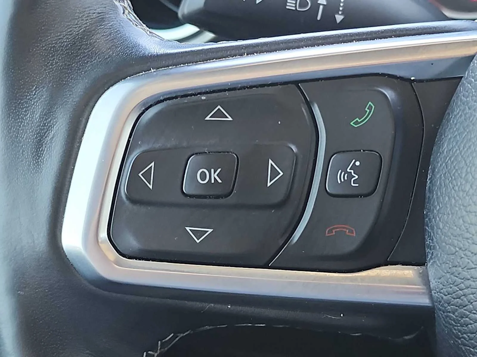 Used 2019 Bright White Clearcoat Jeep Rubicon image 13